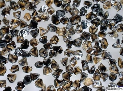 Nuevos avances en la familia del nitruro de boro